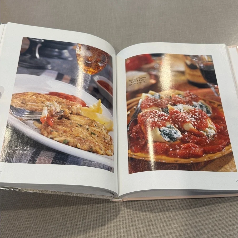 Weight Watchers Simple & Classic Homecooking Cookbook - Green Cover